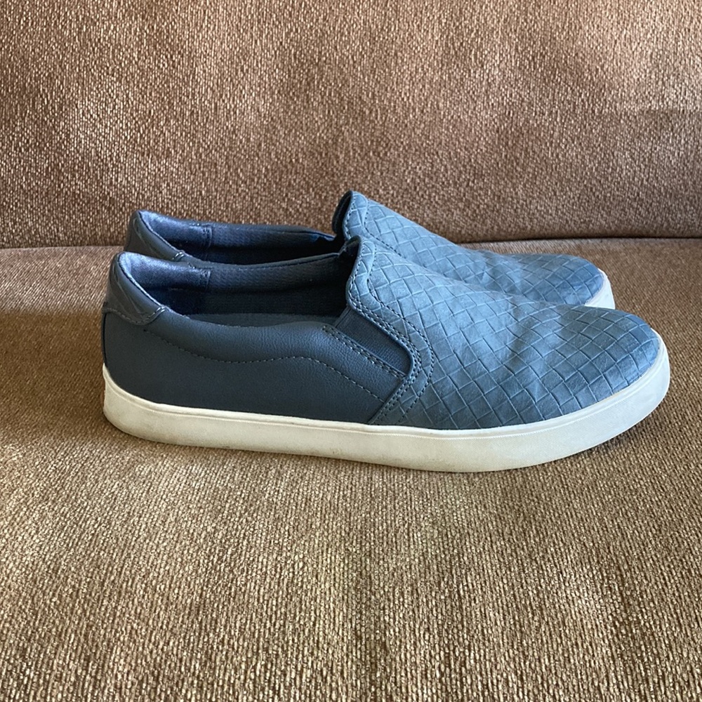 Blue Dr. Scholl’s Size 7.5 M